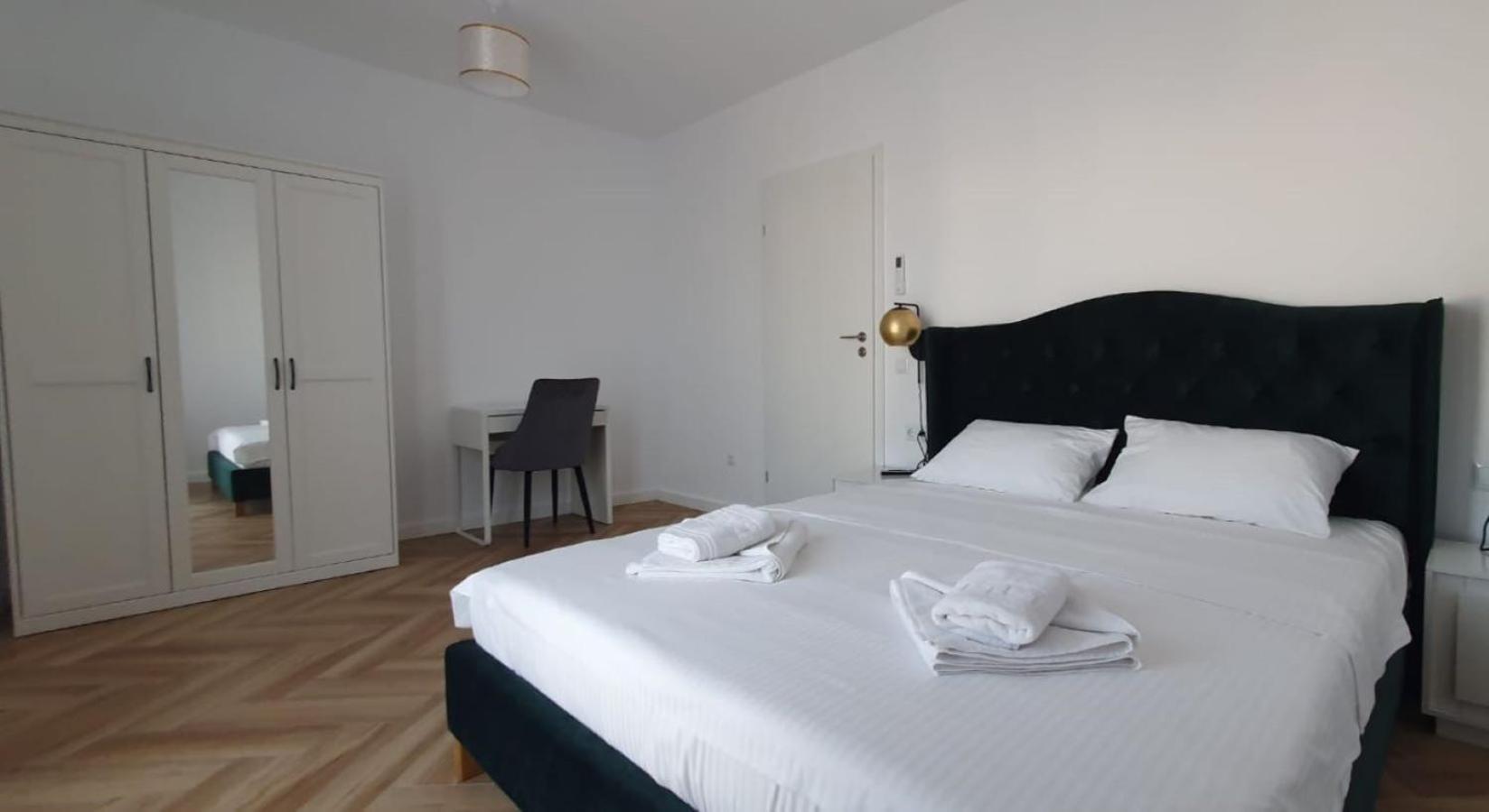 Cinque Stelle Hotel Apartments クルージュ＝ナポカ エクステリア 写真