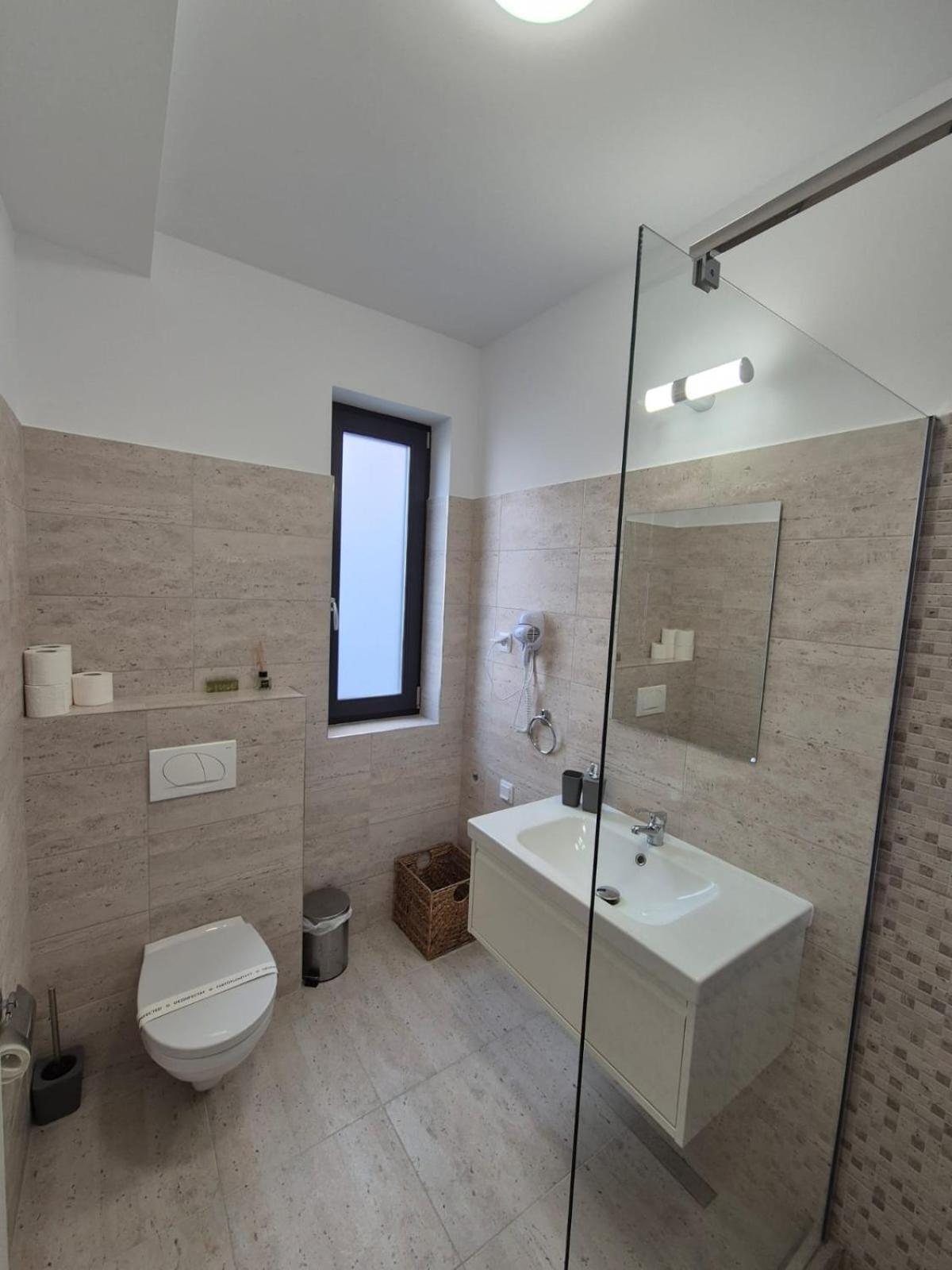 Cinque Stelle Hotel Apartments クルージュ＝ナポカ エクステリア 写真