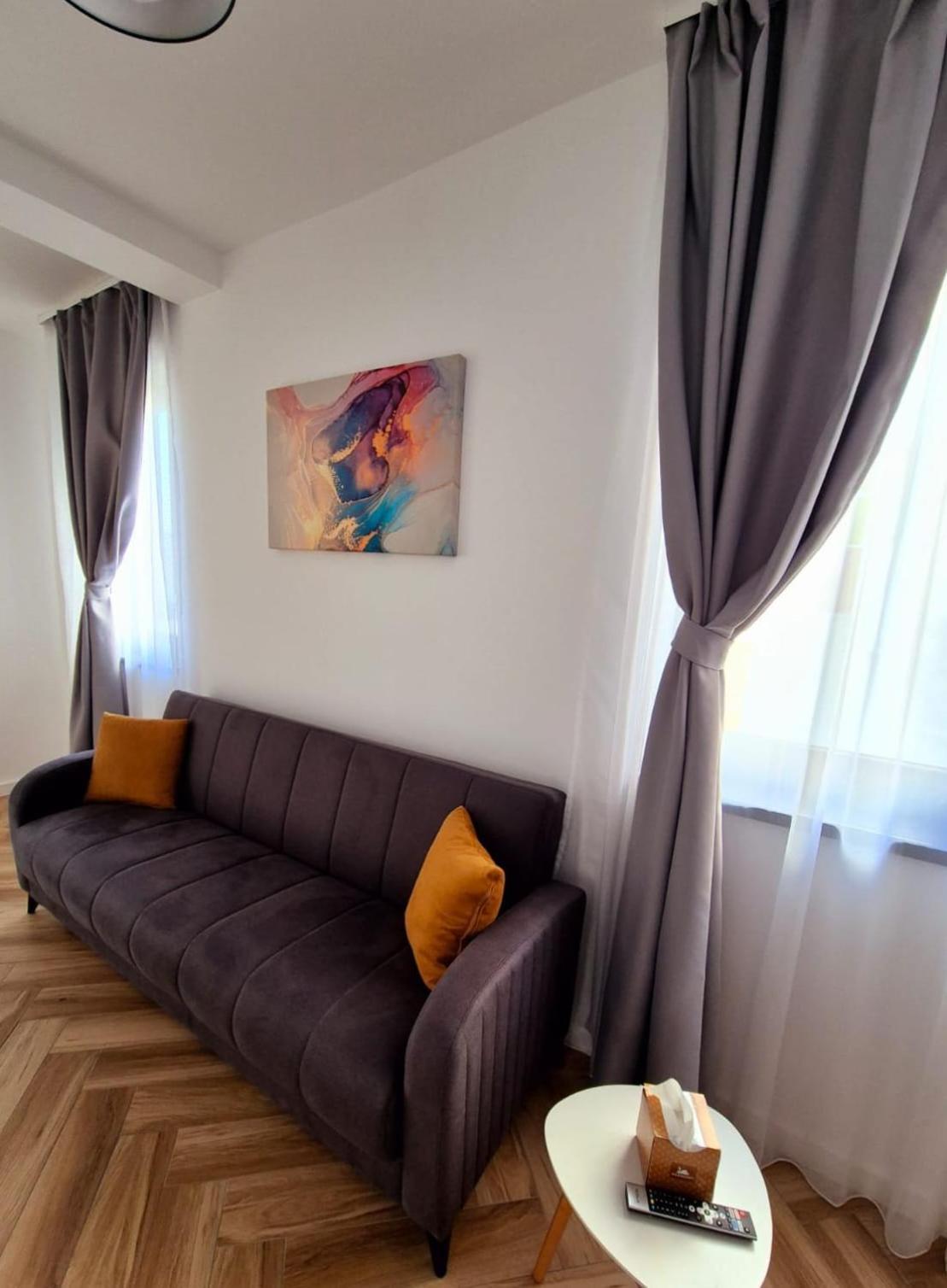 Cinque Stelle Hotel Apartments クルージュ＝ナポカ エクステリア 写真